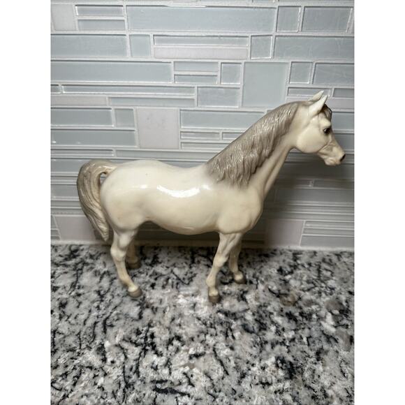 Breyer Prince, Pride and Joy Arabian Family - Picture 4 of 16